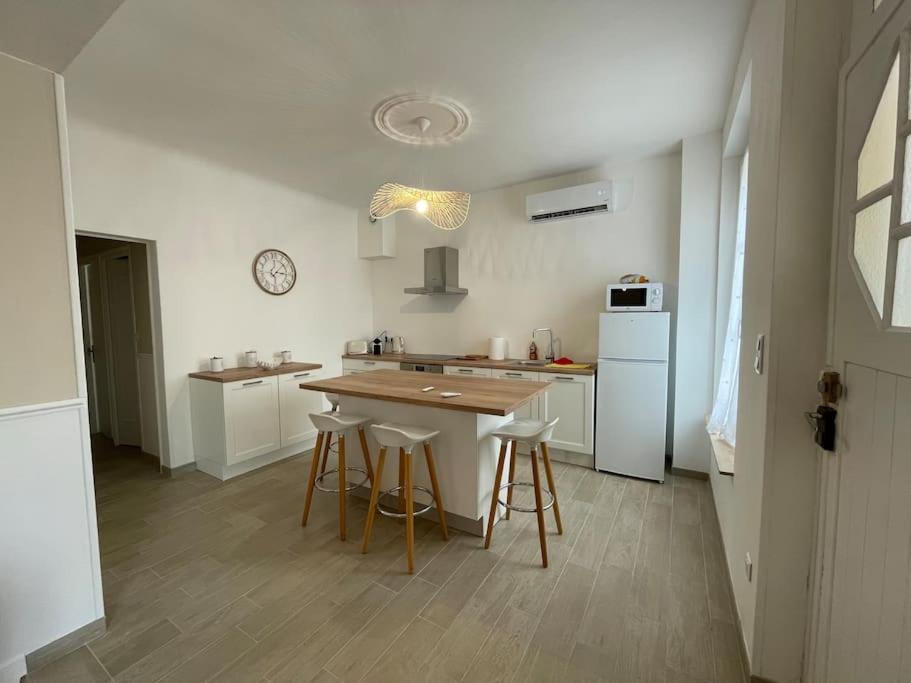 Charmante Maison 2 Avec Cour Et Jardin * Sainte-Savine